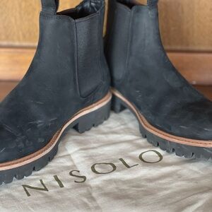 Nisolo Black Go-To Lug Boots